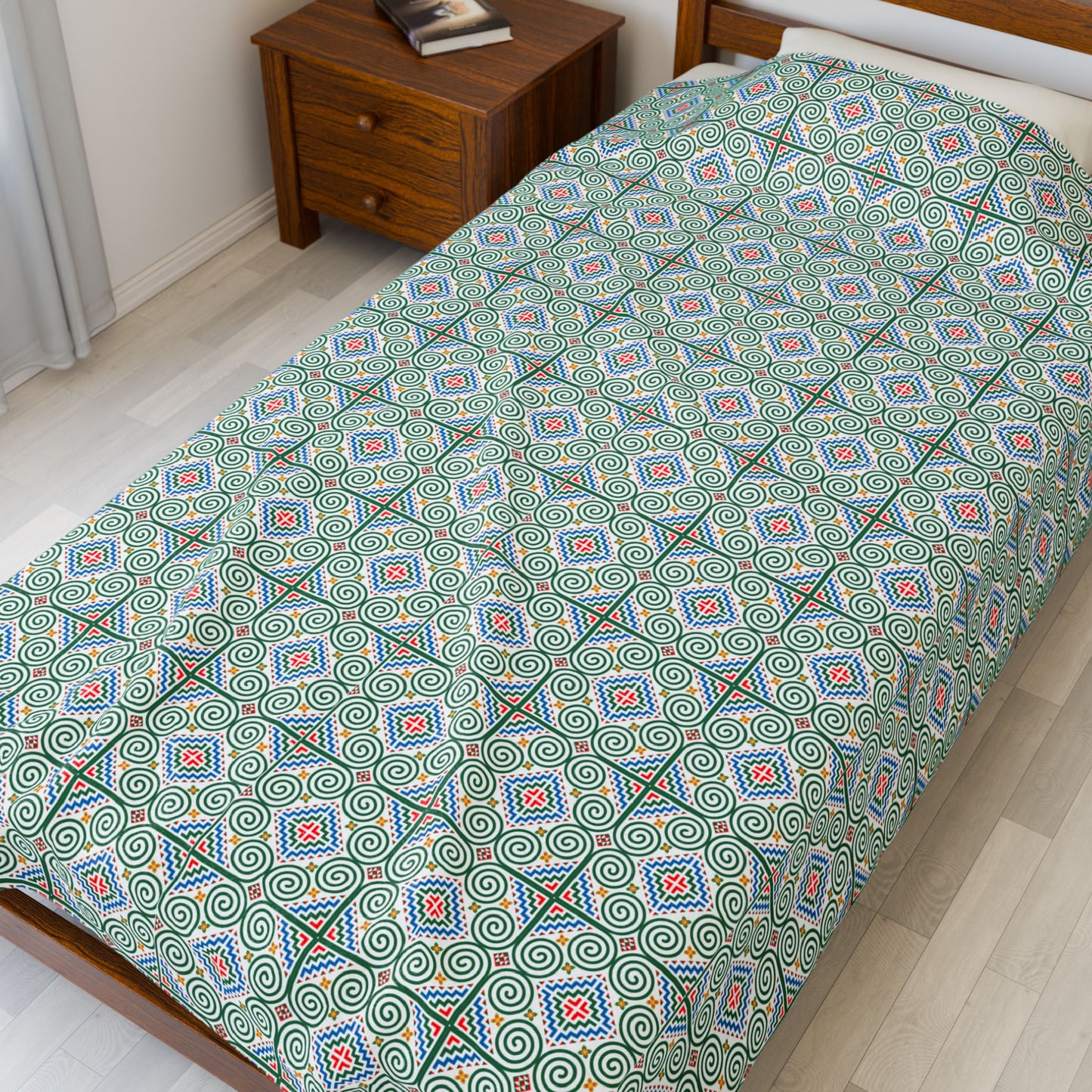 Hmong Pattern Plush Blanket - Cozy Home Decor, Ethnic Throw, Soft Bedding, Decorative Tapestry, Winter Blanket